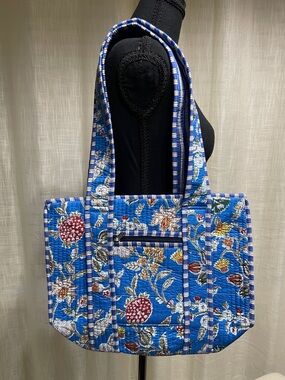 (New) Blue Floral Quilted Tote Bag - Casual Everyday Carry